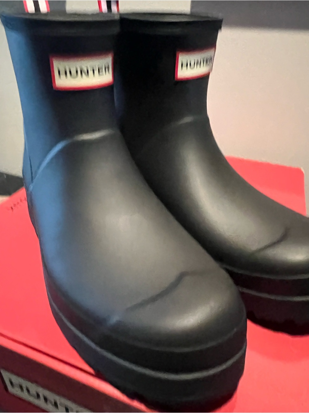 Hunter ☔️ Matte Black Short Ankle Rain Boots - Picture 10 of 13